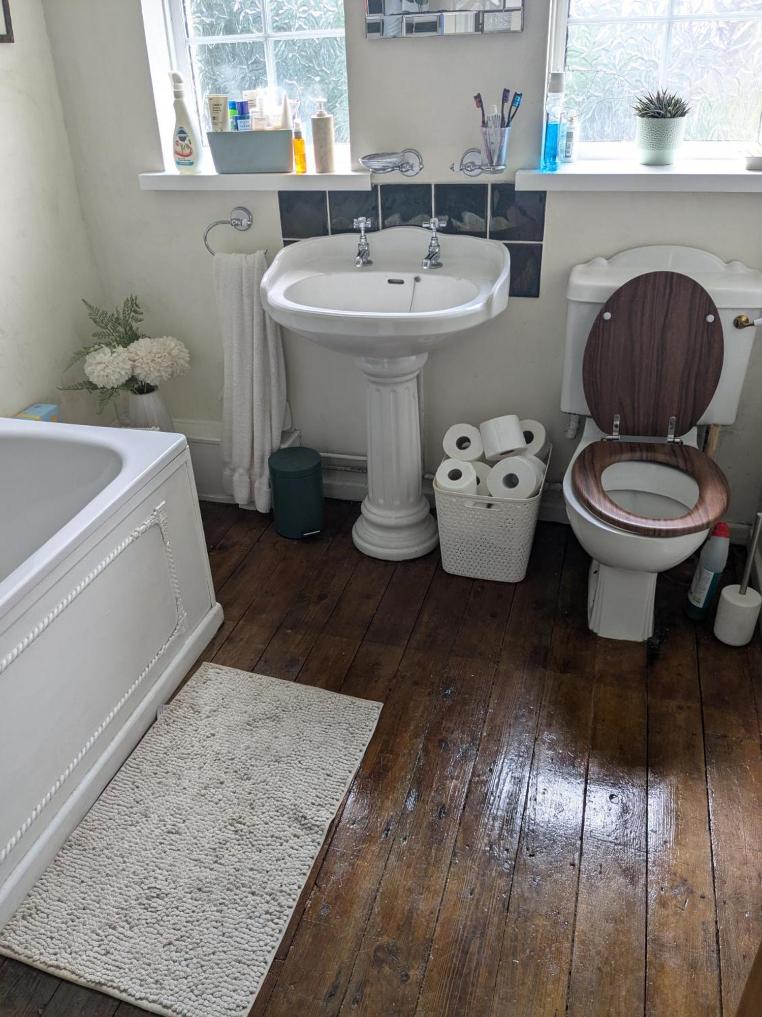 Homestay Bright Double Approx 2 Mile From Centre *